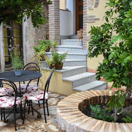 Апартаменты Elba Borgo Di Latrano Magazzini  Экстерьер фото